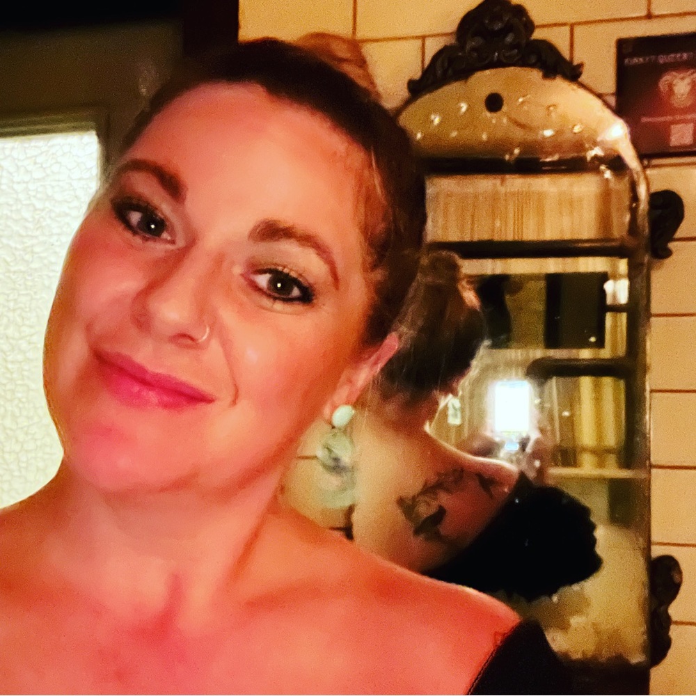 Meet your Posher, Suzy!